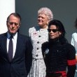 After being honored by the Museum of Children as the "Entertainer of the Decade", President George Bush personally congratulates Michael at the White House.