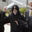 Michael and his children arrive at Los Angeles International Airport.