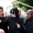 Michael and his children arrive at Los Angeles International Airport.