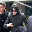 Michael and his children arrive at Los Angeles International Airport.