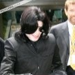 Michael and his children arrive at Los Angeles International Airport.