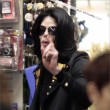 Michael and his children visits Tom's Toys