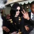 Michael and his children visits Tom's Toys