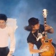 Michael and Slash rehearse for his showstopping performance at the 1995 MTV Video Music Awards.