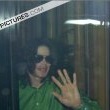 Michael in Victoria Palace Theatre - Londra, unde a vizionat muzicalul "Billy Elliot".