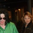 Michael in Victoria Palace Theatre - Londra, unde a vizionat muzicalul "Billy Elliot".
