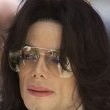 Michael Jackson arrives at the Santa Barbara County courthouse.