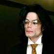Michael Jackson arrives at the Santa Barbara County courthouse.