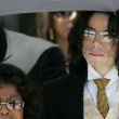 Michael Jackson arrives at the Santa Barbara County courthouse.