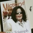 Michael Jackson arrives at the Santa Barbara County courthouse.