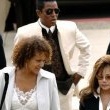 Michael Jackson arrives at the Santa Barbara County courthouse.