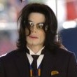 Michael Jackson arrives at the Santa Barbara County courthouse.