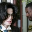 Michael Jackson arrives at the Santa Barbara County courthouse.