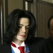 Michael Jackson arrives at the Santa Barbara County courthouse.