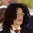 Michael Jackson arrives at the Santa Barbara County courthouse.