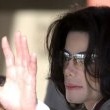 Michael Jackson arrives at the Santa Barbara County courthouse.