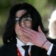 Michael Jackson arrives at the Santa Barbara County courthouse.