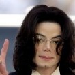 Michael Jackson arrives at the Santa Barbara County courthouse.