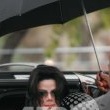 Michael Jackson arrives at the Santa Barbara County courthouse.