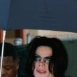 Michael Jackson arrives at the Santa Barbara County courthouse.