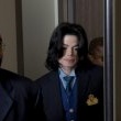 Michael Jackson arrives at the Santa Barbara County courthouse.
