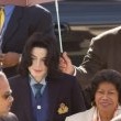 Michael Jackson arrives at the Santa Barbara County courthouse.