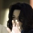 Michael Jackson arrives at the Santa Barbara County courthouse.