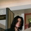 Michael Jackson arrives at the Santa Barbara County courthouse.