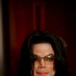 Michael Jackson arrives at the Santa Barbara County courthouse.