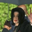 Michael Jackson arrives at the Santa Barbara County courthouse.