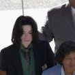 Michael Jackson arrives at the Santa Barbara County courthouse.