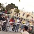 Michael Jackson arrives at the Santa Barbara County courthouse.