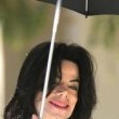 Michael Jackson arrives at the Santa Barbara County courthouse.