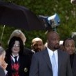 Michael Jackson arrives at the Santa Barbara County courthouse.