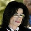 Michael Jackson arrives at the Santa Barbara County courthouse.