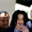 Michael Jackson arrives at the Santa Barbara County courthouse.