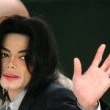 Michael Jackson arrives at the Santa Barbara County courthouse.