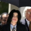 Michael Jackson arrives at the Santa Barbara County courthouse.