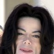 Michael Jackson arrives at the Santa Barbara County courthouse.