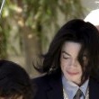 Michael Jackson arrives at the Santa Barbara County courthouse.