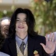 Michael Jackson arrives at the Santa Barbara County courthouse.