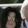 Michael Jackson arrives at the Santa Barbara County courthouse.