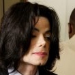 Michael Jackson arrives at the Santa Barbara County courthouse.