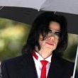 Michael Jackson arrives at the Santa Barbara County courthouse.