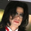 Michael Jackson arrives at the Santa Barbara County courthouse.