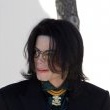 Michael Jackson arrives at the Santa Barbara County courthouse.