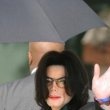 Michael Jackson arrives at the Santa Barbara County courthouse.