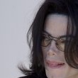 Michael Jackson arrives at the Santa Barbara County courthouse.
