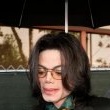 Michael Jackson arrives at the Santa Barbara County courthouse.