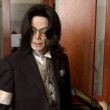 Michael Jackson arrives at the Santa Barbara County courthouse.